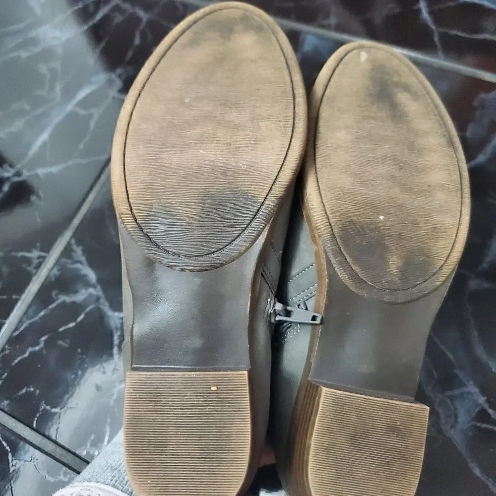 Treasure & bond gray boots